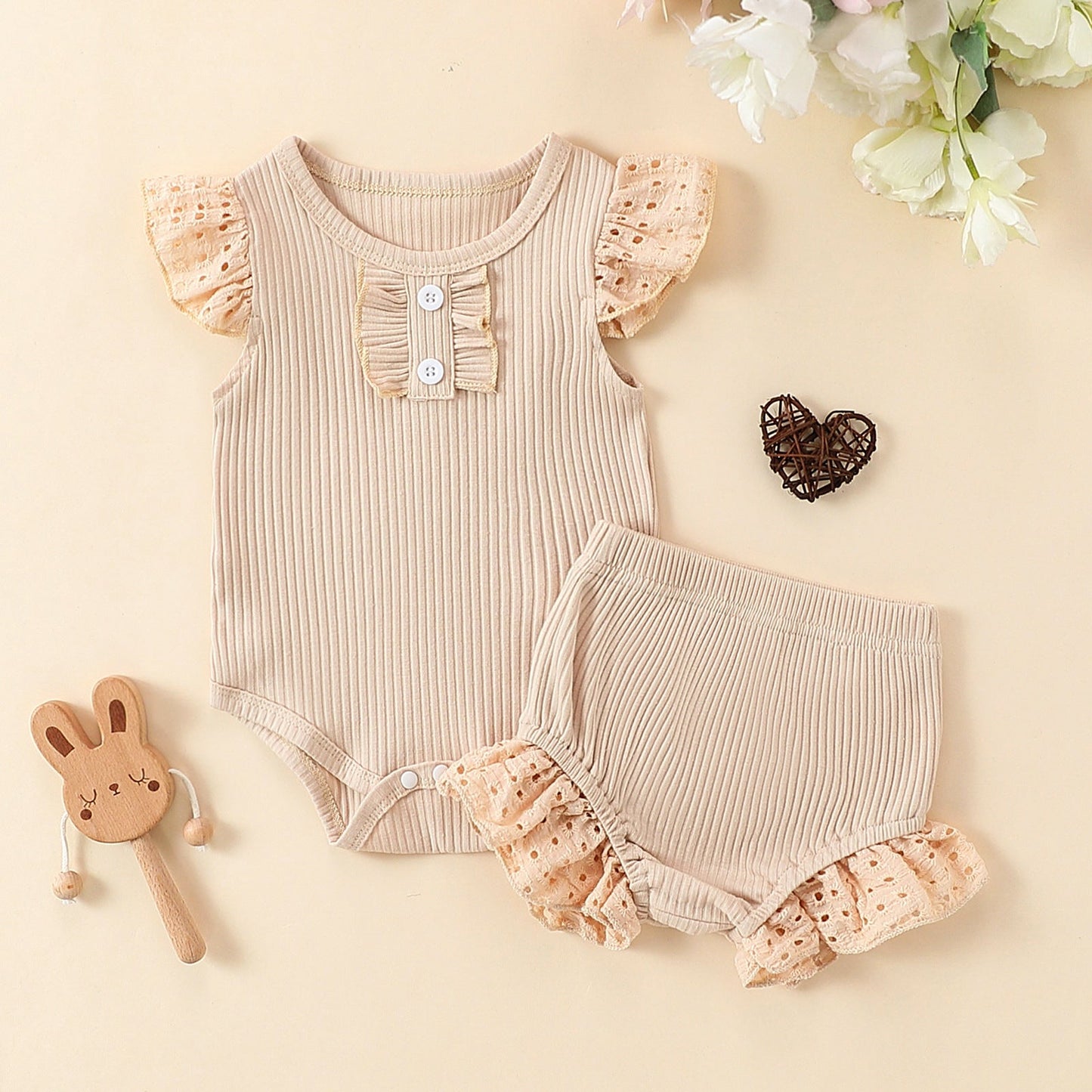 Girls' Flounced Sleeve Buttons Sunken Stripe Cotton Shorts Suit