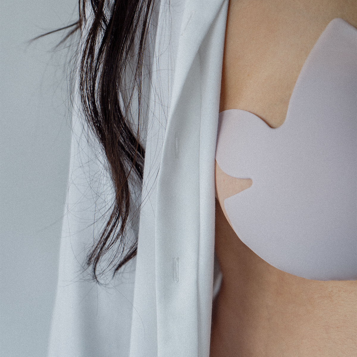CHICAS: Nursing-Friendly Sticky Bra