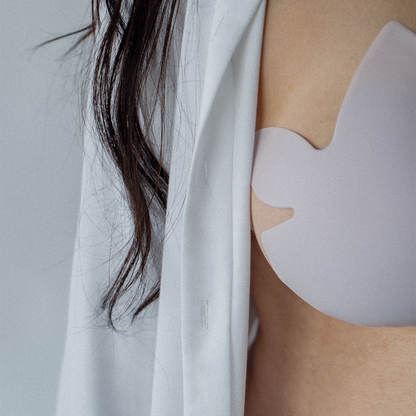 CHICAS: Nursing-Friendly Sticky Bra