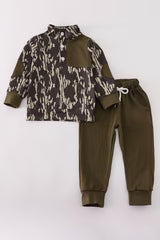 Camouflage print pants set