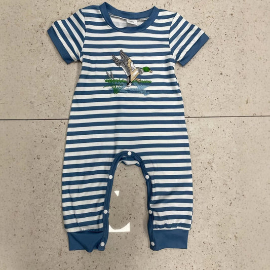 Short Sleeve Striped Embroidery Pattern One-piece