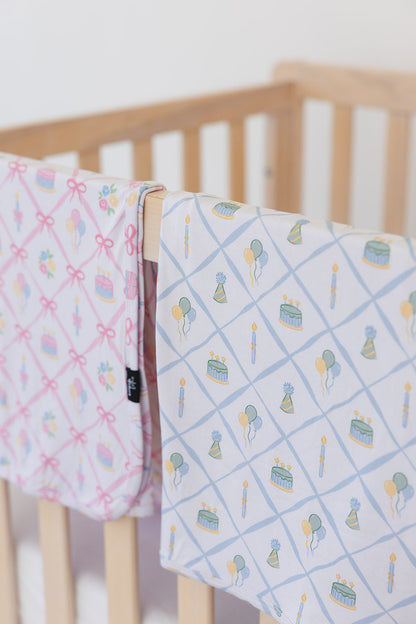 (PINK) Birthday - Lightweight Blanket