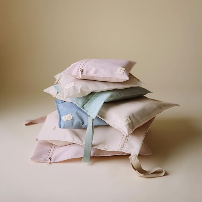 mushie Water Resistant Wet Bags | Large & Small Reusable Storage Bag for Baby Items and Travel | Zippered Pockets with Handle | Machine Washable, Set of 2 (Blush)