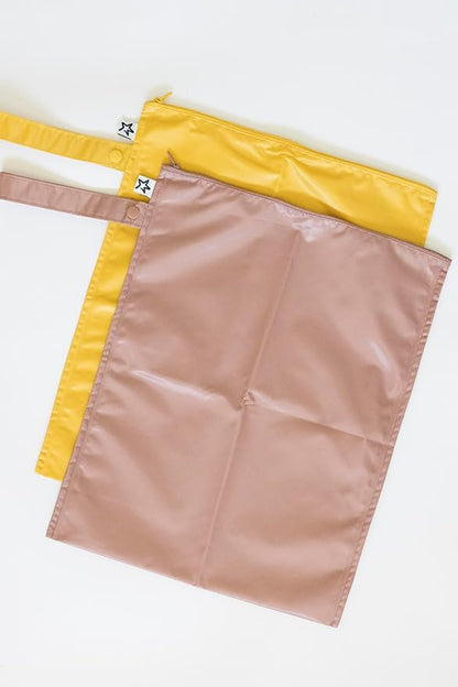 Tiny Twinkle Mess proof Waterproof Wet Dry Bag,2pk Reusable Wet Bags for Swimsuits&Baby Clothes,Leakproof Wet Bag,Waterproof Bag for Travel&Diaper bag,Wet Bags for Baby (Taupe, Dandelion)