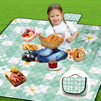 Extra Large Picnic Blanket Waterproof,80"x 80"Foldable Machine Washable Beach Blanket,Outdoor Blanket for 6-8 Adults,Suitable for Indoor Crawling,Park Beach,Camping,Hiking,Family Travel(Light green)