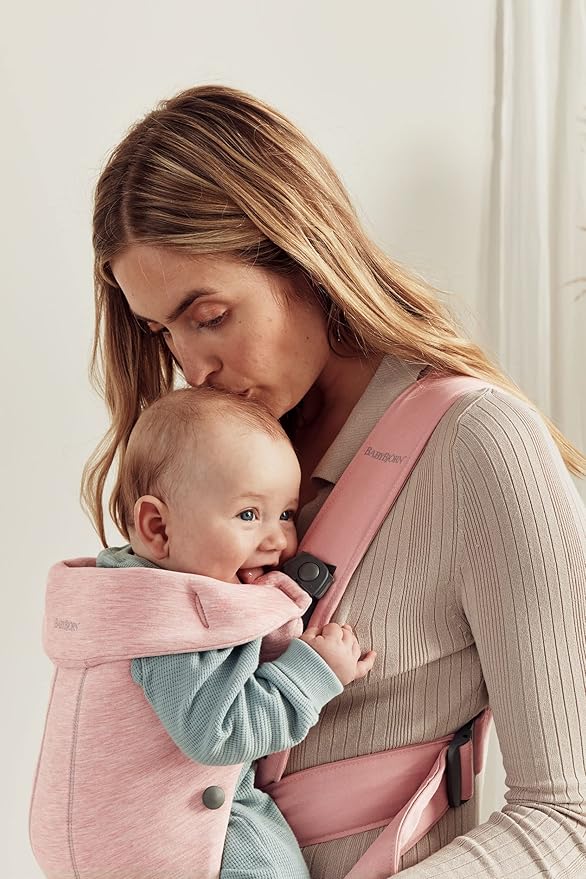 BabyBjörn Baby Carrier Mini, Light Pink, 3D Jersey | Infant Carrier (7-25 lbs), Ergonomic, Easy-to-Use
