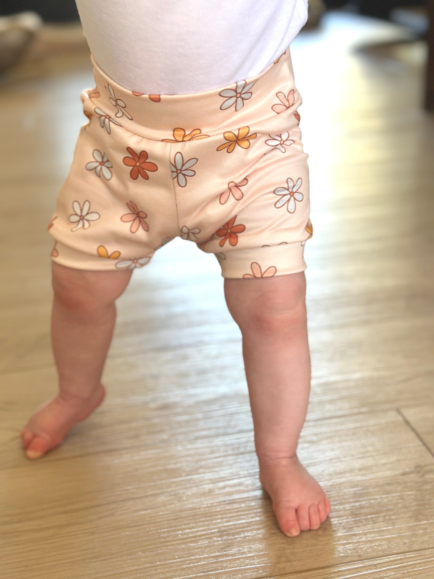 Boho daisy • infant/toddler Shorties