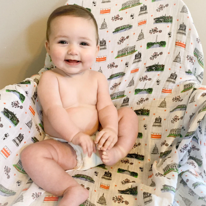 Washington D.C. Newborn Gift Set: Muslin Swaddle & Bib