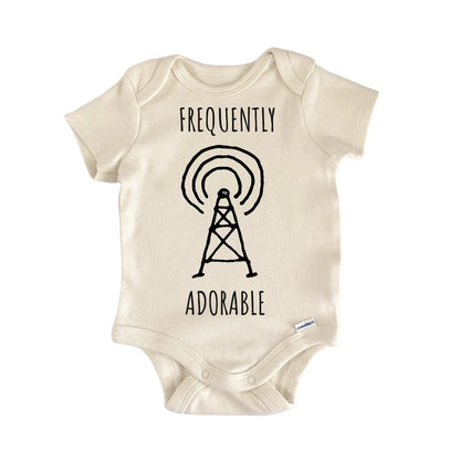 Radio Fm Am Broadcasting Newborn Gift Baby Bodysuit