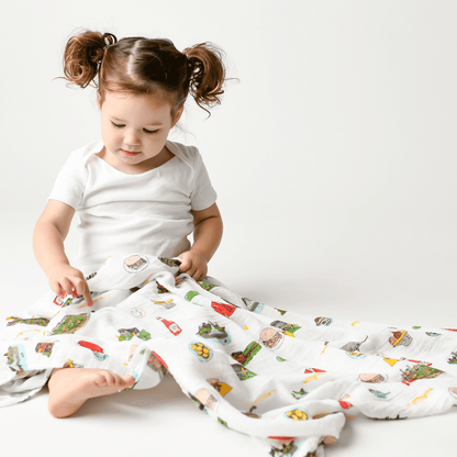 Pittsburgh Baby Gift Set: Muslin Swaddle & Bib | Organic Cotton